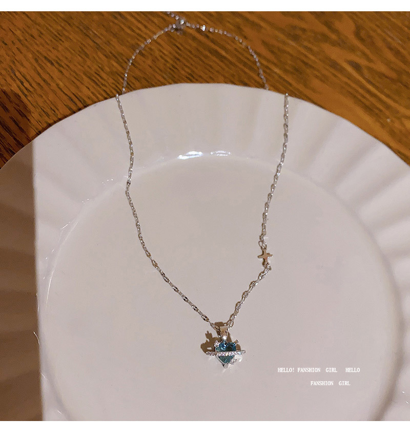雅图小贝新款高级设计感蓝色锆石爱心钛钢项链女ins潮百搭气质锁骨链 X1010银